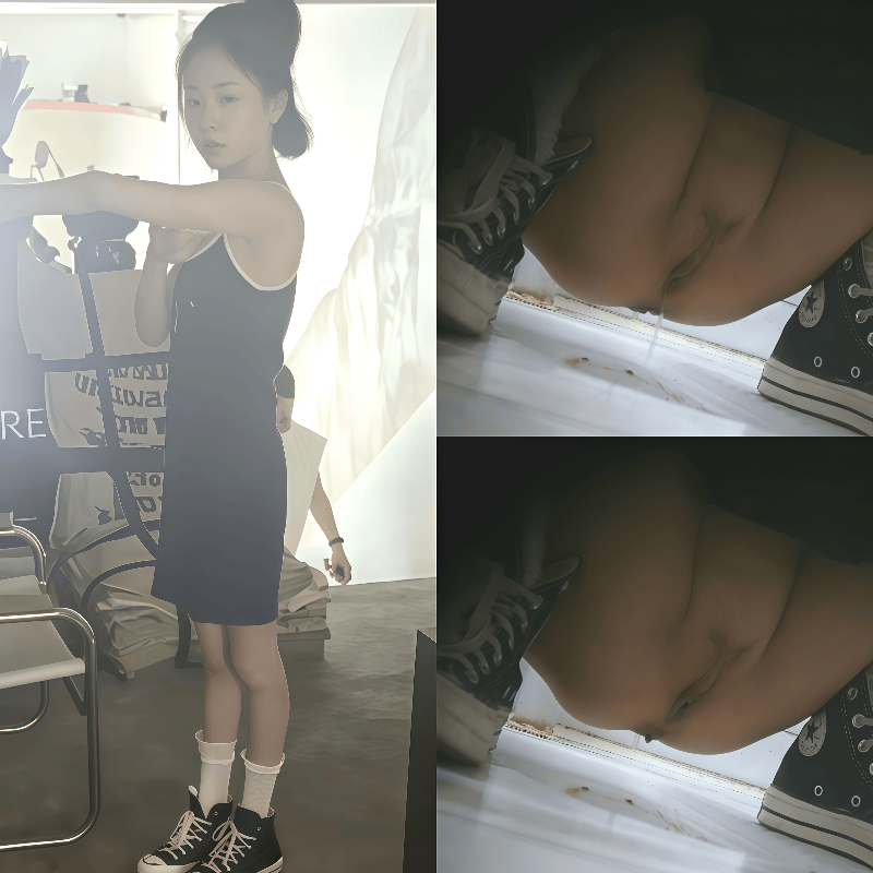 八月✅✅✅☀️《游走女厕专拍御姐》☀️身材娇小的萝莉小妹➔小身材细腿如男人胳膊粗.png