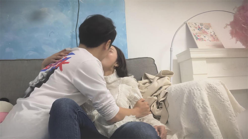 饥渴熟女 (2).jpg